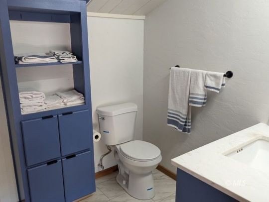 Experience modern living in a peaceful rural setting just - photo 13