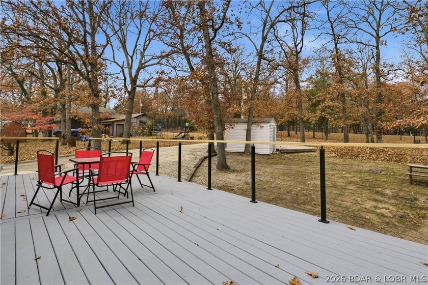 Newley Renovated Throughout!!!! Welcome to this stunning 4 - photo 33