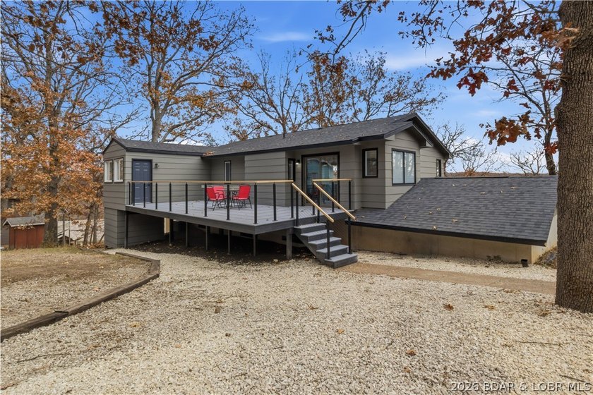 Newley Renovated Throughout!!!! Welcome to this stunning 4 - photo 34