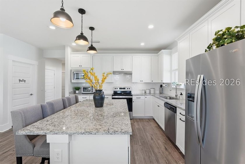 Welcome to this beautifully appointed 2-bedroom, 2-bath plus den - photo 13