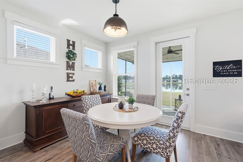 Welcome to this beautifully appointed 2-bedroom, 2-bath plus den - photo 17