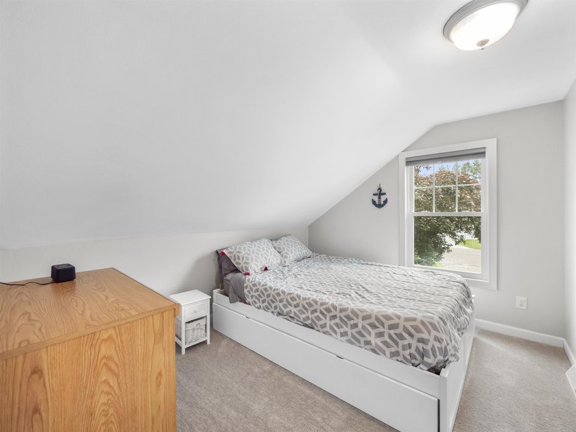 Welcome to your own slice of waterfront paradise a beautifully - photo 17
