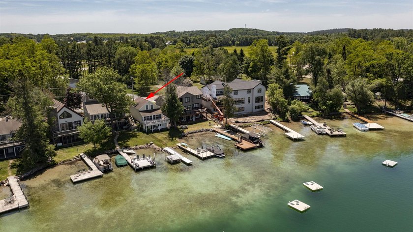 Welcome to your own slice of waterfront paradise a beautifully - photo 25