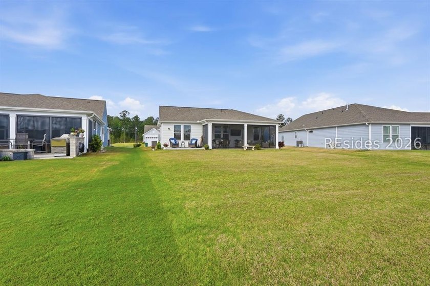 Welcome to this beautifully appointed 2-bedroom, 2-bath plus den - photo 35