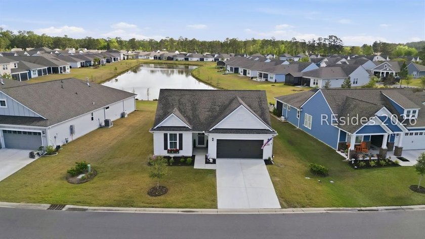 Welcome to this beautifully appointed 2-bedroom, 2-bath plus den - photo 36