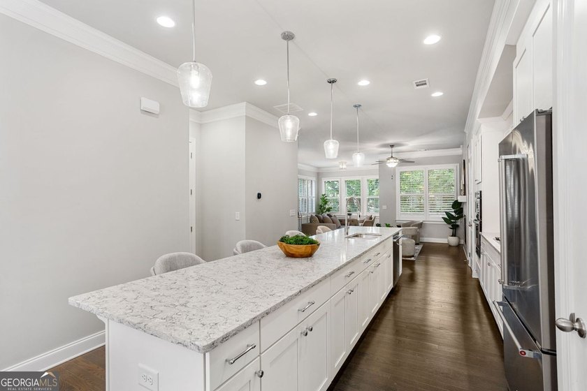 Welcome to 3796 Huger Pl SE, where thoughtful design meets - photo 11