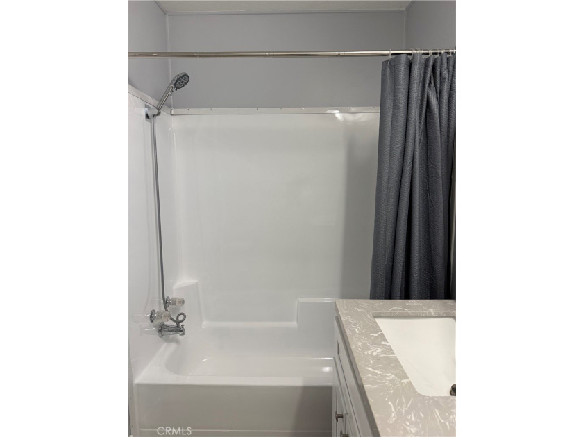 Newly Updated Spacious, 2 bedroom, 2 bath Home is located just - photo 19
