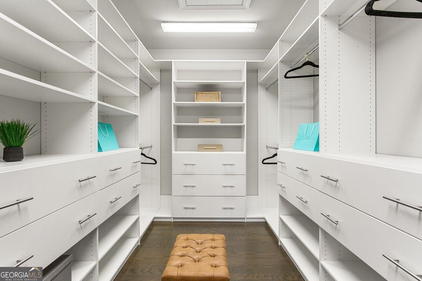 Welcome to 3796 Huger Pl SE, where thoughtful design meets - photo 35