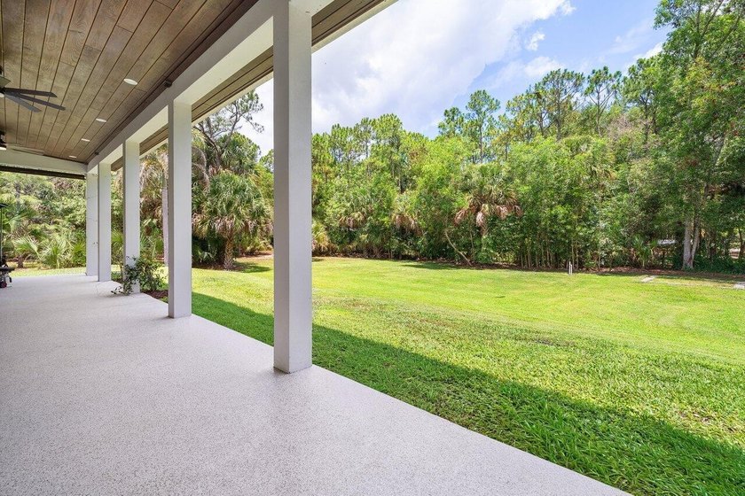 Experience the perfect blend of luxury, privacy, and modern - photo 36