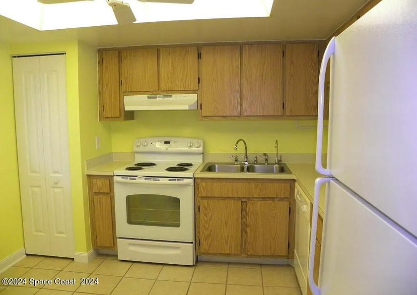 BRING ALL OFFERS... Investor's Dream Opportunity! Presenting - photo 9