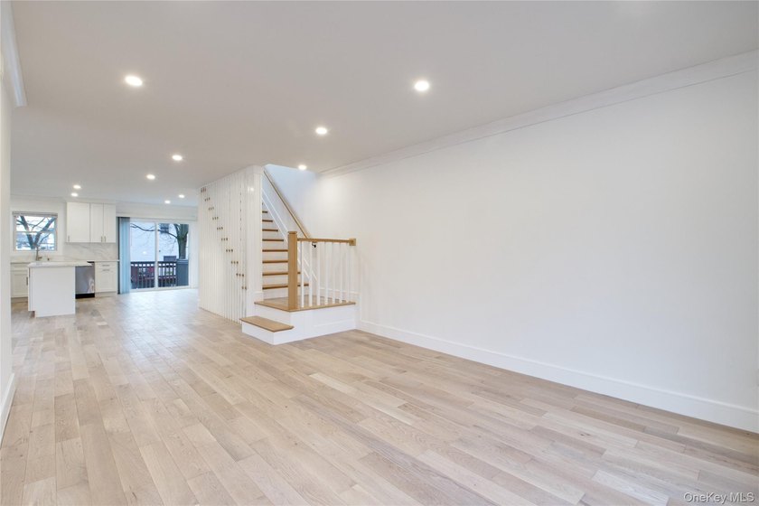 Lovely 2 family new construction almost completed. Truly a - photo 3