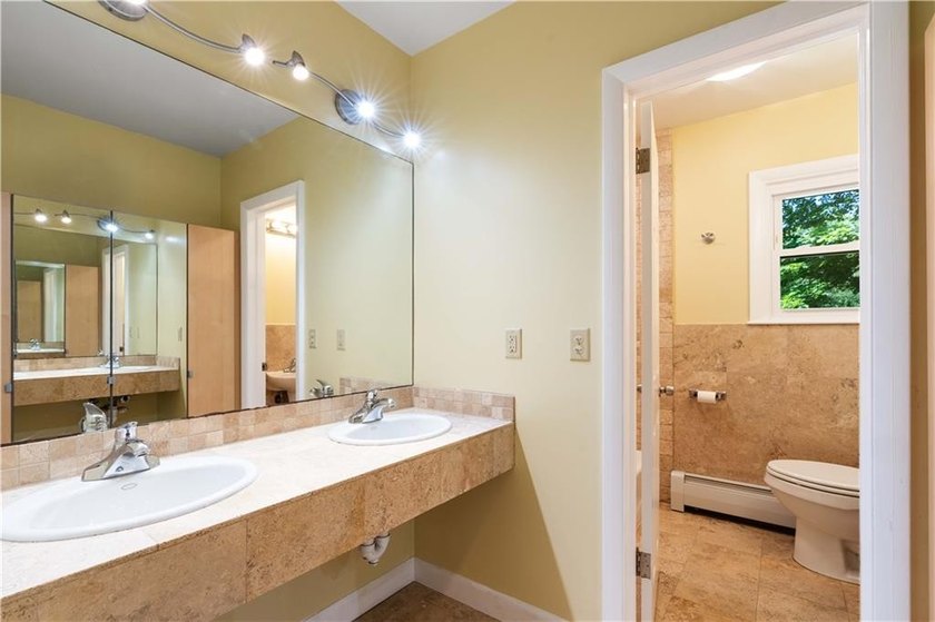 Welcome to 278 Green End Avenue, a well-maintained single-level - photo 25