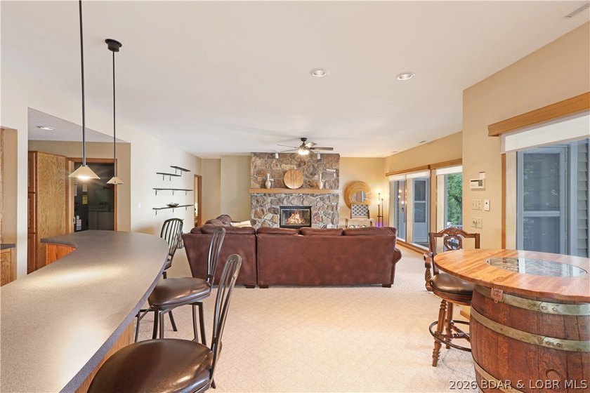Welcome to 55 Point Hickory Ct. in beautiful Four Seasons, MO! - photo 49