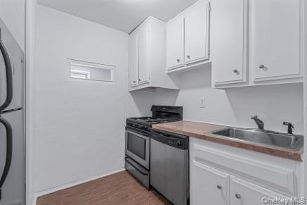 This 1-bedroom, 1-bath co-op with an open layout for living room - photo 11