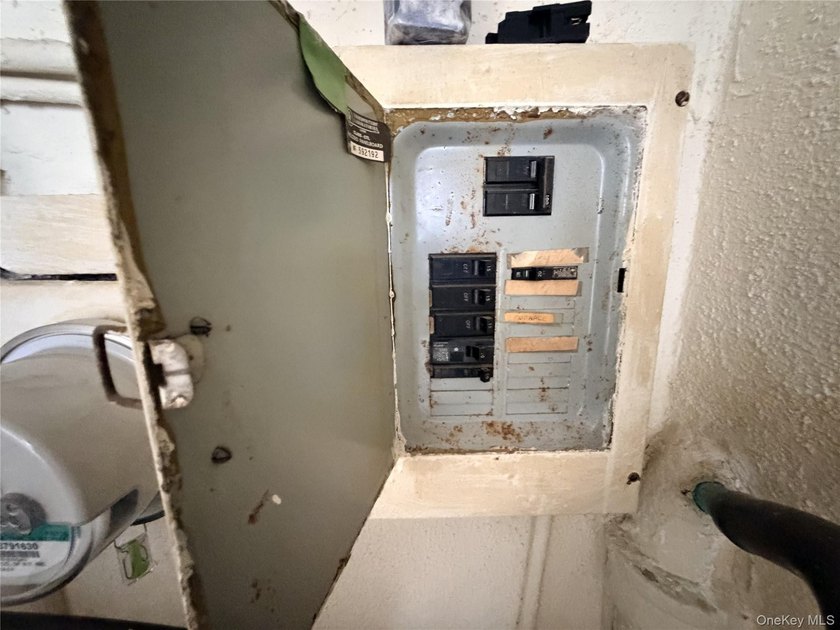 Attention renovators, investors, and end users with vision - photo 31