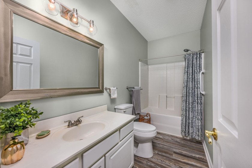 Move-In Ready First-Floor Condo in Harbourfront Villas - Golf - photo 22