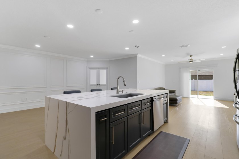 Welcome to your dream home built in 2021! This stunning - photo 16