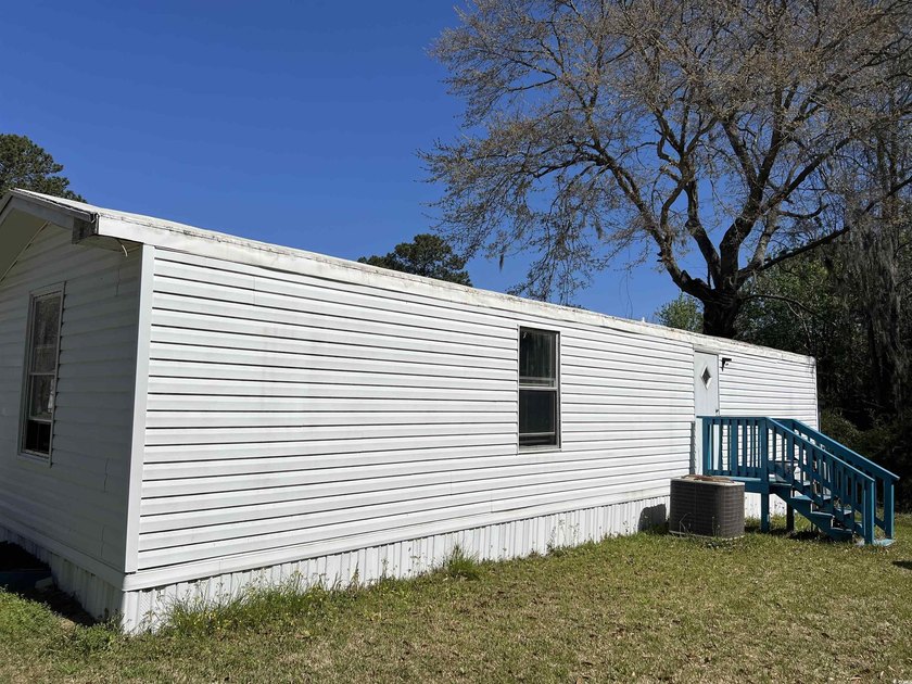 Quiet Living at it's Best! 2Bed/ 1Bath Home in Riverbanks close - photo 19