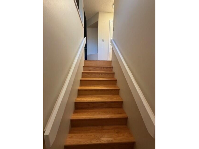 Located in the gated community of Independence Bay in Deerfield - photo 2