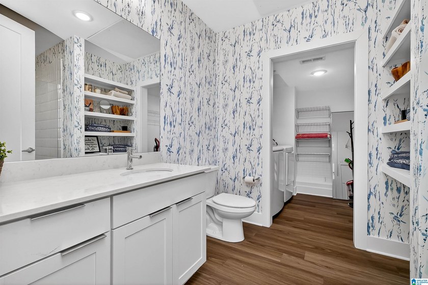 Experience elevated downtown living at Macaroni Lofts in the - photo 25