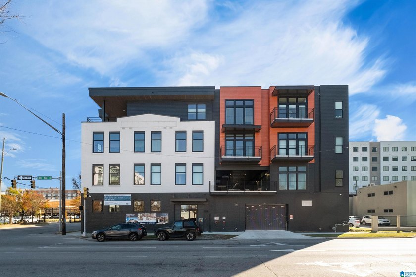 Experience elevated downtown living at Macaroni Lofts in the - photo 35