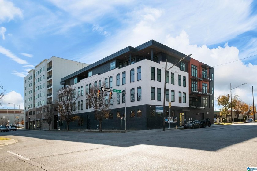 Experience elevated downtown living at Macaroni Lofts in the - photo 39