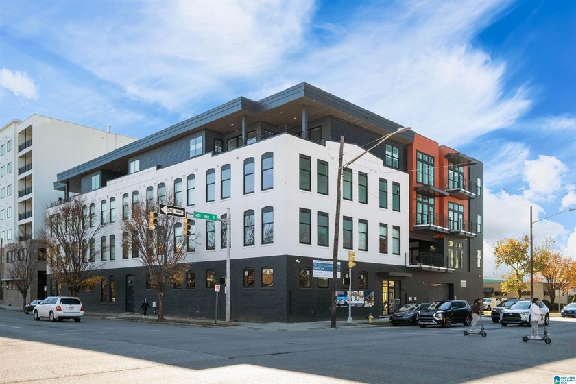 Experience elevated downtown living at Macaroni Lofts in the - photo 40