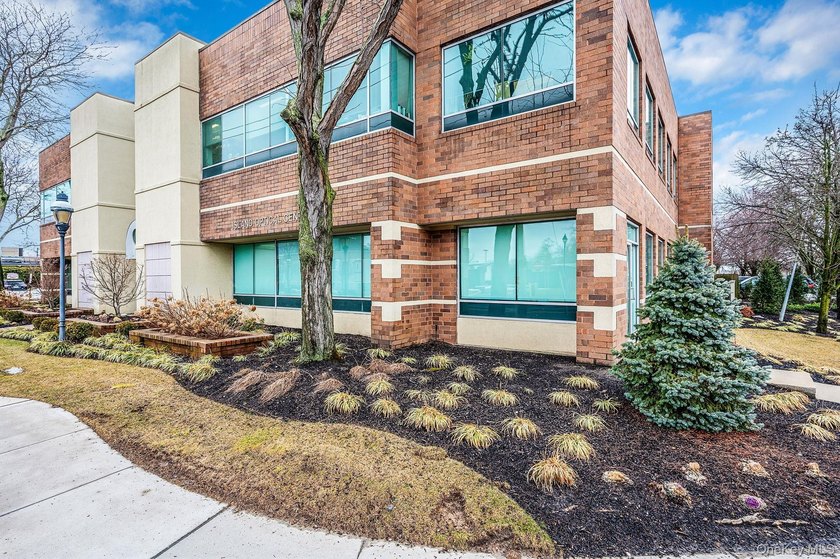 Rare opportunity to OWN professional office space on Main Street - photo 7