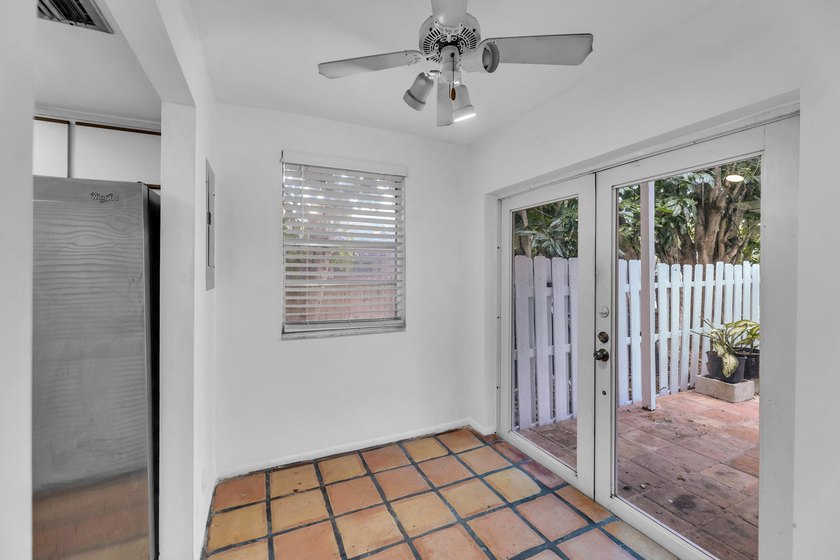 TOWNHOME CAN BE RENTED RIGHT AWAY...6 MONTHS MINIMUM. BRING - photo 16