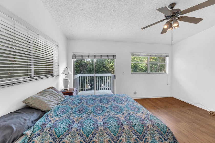 TOWNHOME CAN BE RENTED RIGHT AWAY...6 MONTHS MINIMUM. BRING - photo 19