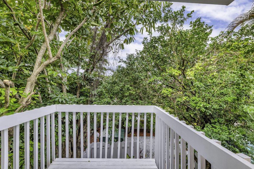 TOWNHOME CAN BE RENTED RIGHT AWAY...6 MONTHS MINIMUM. BRING - photo 20
