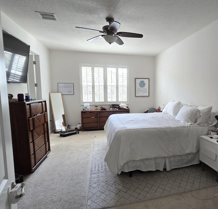 LARGEST 2 Story END Unit Townhse-3Bd/2.5Ba/2CarGar+LOFT/2161sf - photo 12