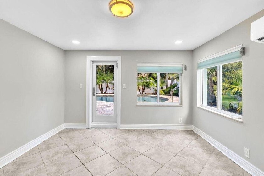 Welcome to your own tropical paradise in this E Oakland Park - photo 36