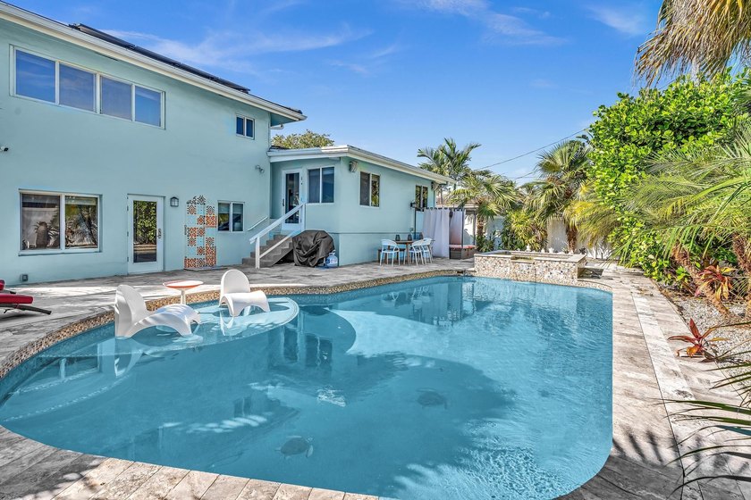 Welcome to your own tropical paradise in this E Oakland Park - photo 48