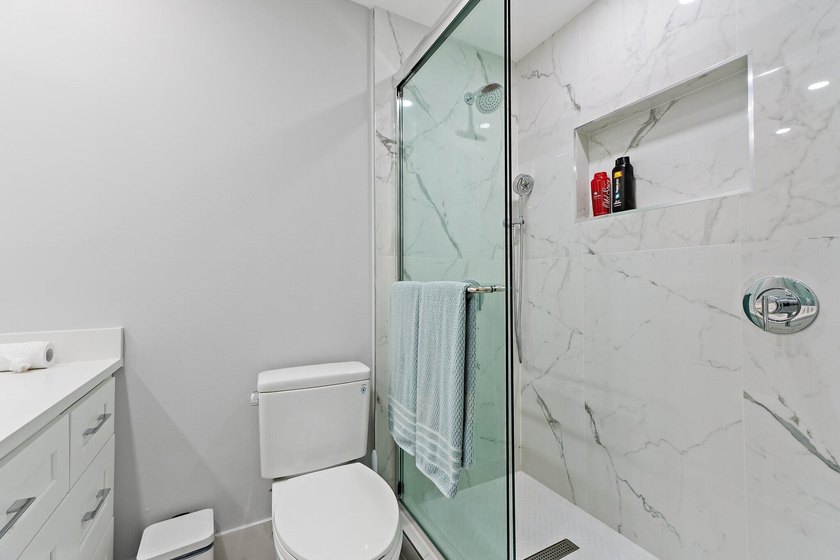 Welcome to this charming 2-bedroom, 2.5-bath condominium in the - photo 27