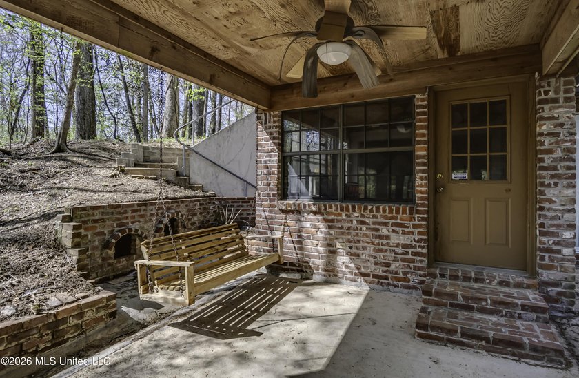 Located just outside of Port Gibson, this 44.16+/- surveyed acre - photo 25