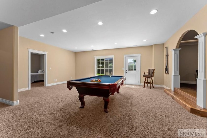 Welcome to luxury living in the prestigious Jefferson Hills Golf - photo 34