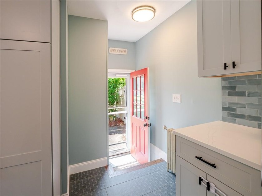 Thoughtfully updated while maintaining its classic character - photo 15
