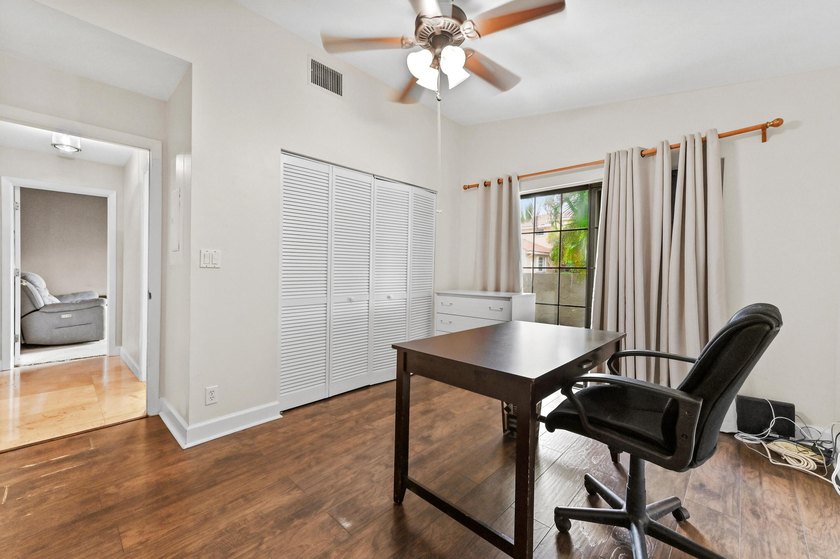 Welcome to Coquina Lakes! This well-maintained 1-story home - photo 17