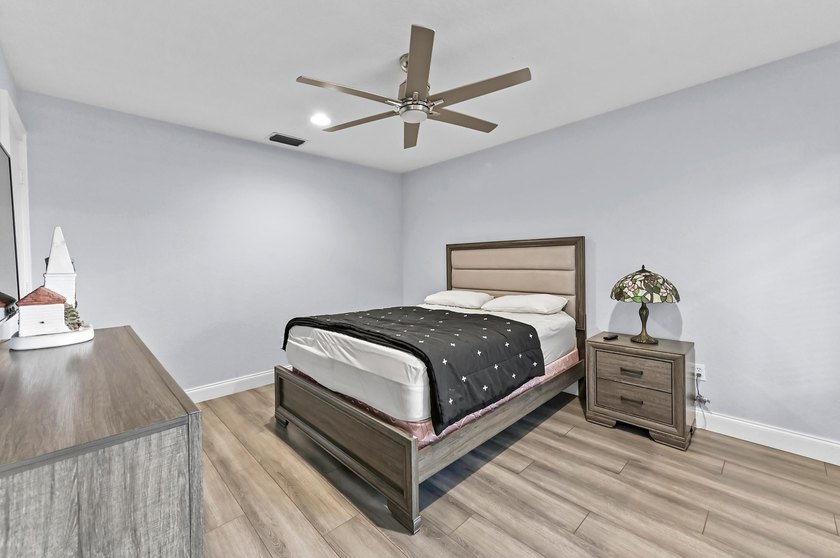 Welcome to Coquina Lakes! This well-maintained 1-story home - photo 19