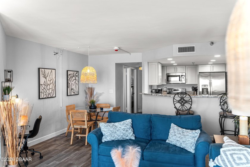 Limited-Time Financing Incentive! Qualified buyers may receive a - photo 26