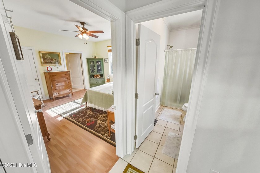 Fall in love with this canal-front estate on a rare 1.35-acre - photo 50