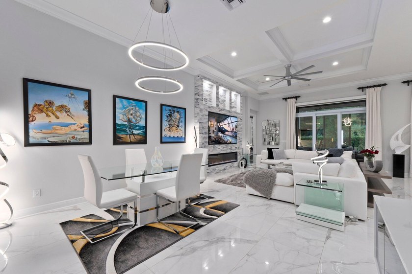 Welcome to your dream home! Nestled in the nicest Port St. Lucie - photo 11