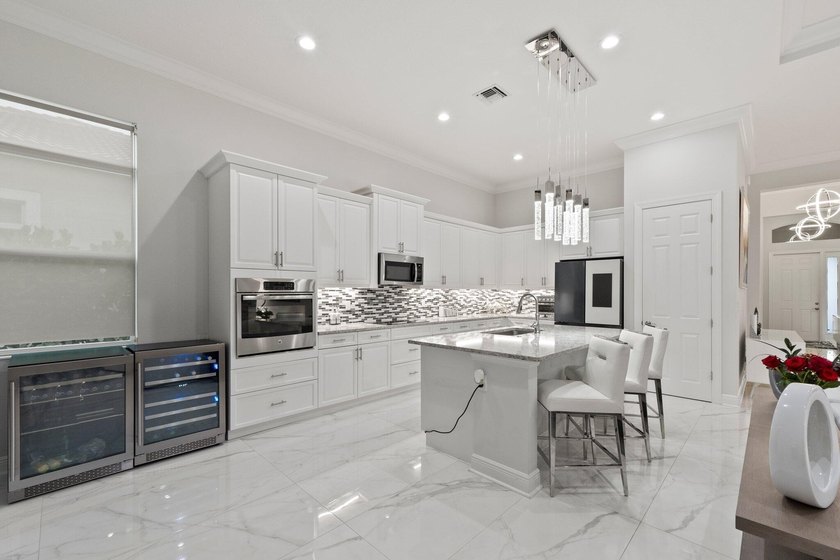 Welcome to your dream home! Nestled in the nicest Port St. Lucie - photo 19