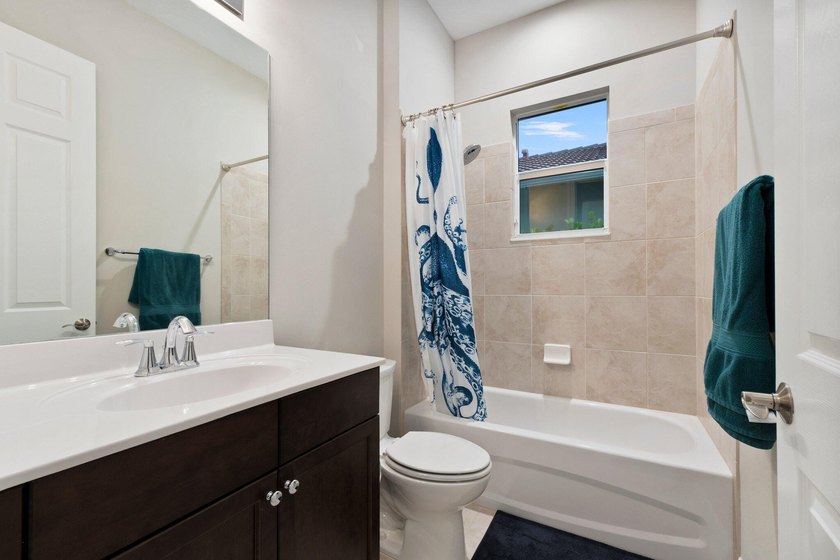 Welcome to your dream home! Nestled in the nicest Port St. Lucie - photo 36