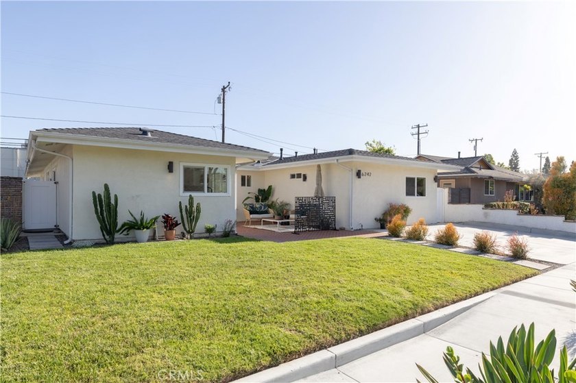 Welcome to Pageantry Haus, an impeccably updated four-bedroom - photo 47