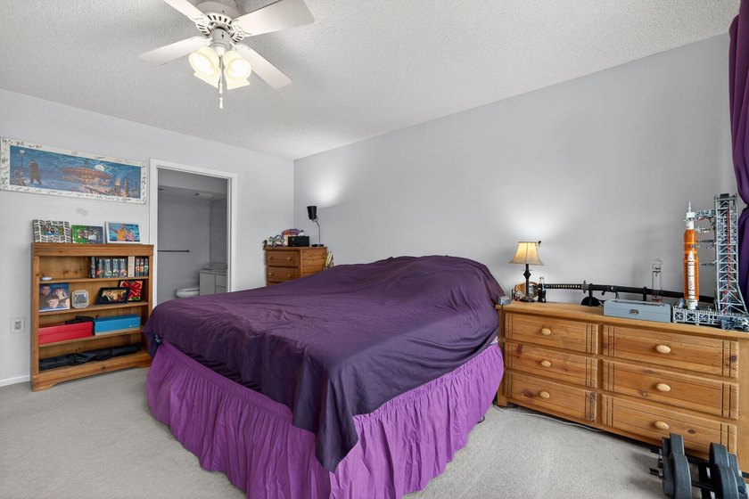 CHARMING AND SPACIOUS 2/2 PENTHOUSE UNIT WITH 2 OPEN BALCONIES - photo 12