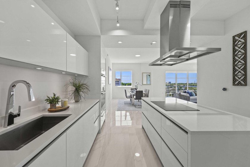 Located in the heart of Downtown Boca, Tower 155 is everything - photo 8