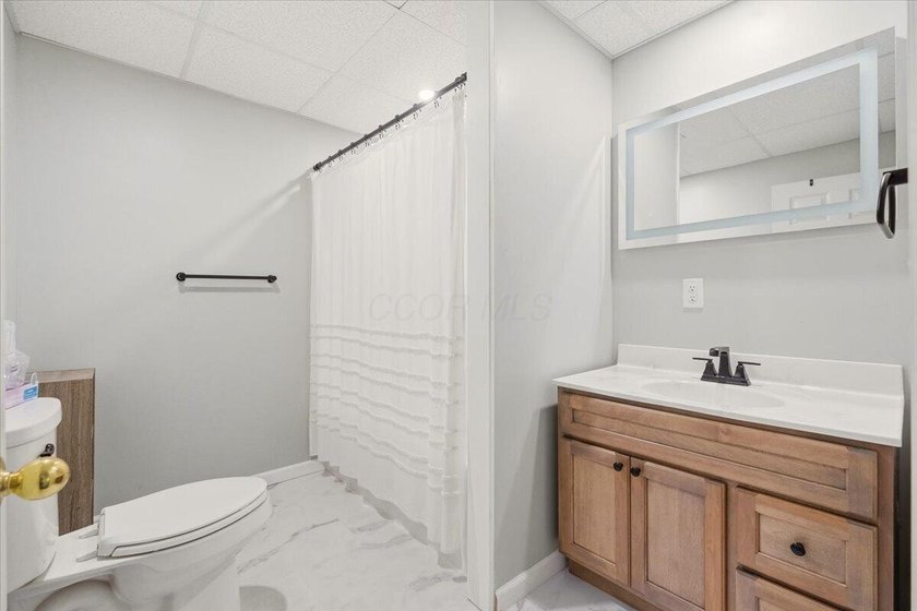 Last month's electric bill at this home? -$6. The utility - photo 35