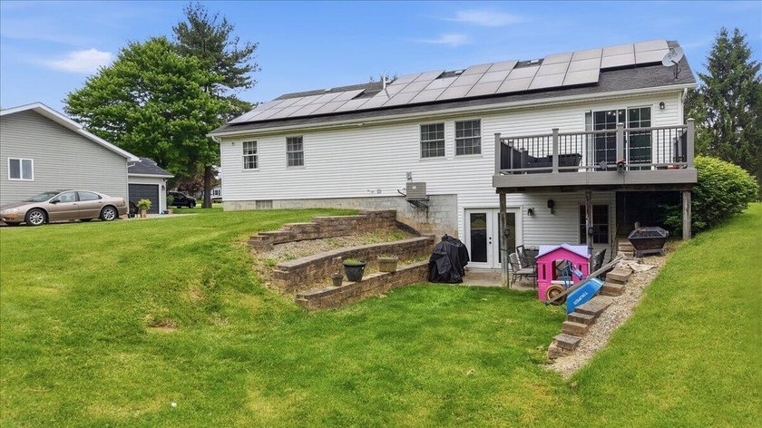Last month's electric bill at this home? -$6. The utility - photo 39